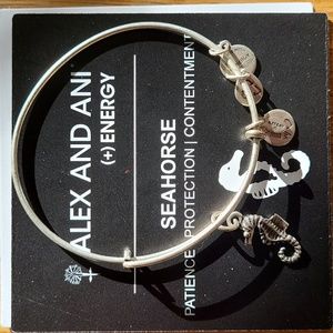 NWOT Alex and Ani Seahorse Bracelet